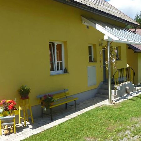 Gemütliches Ferienhaus am Waldrand Tröpolach Exterior foto